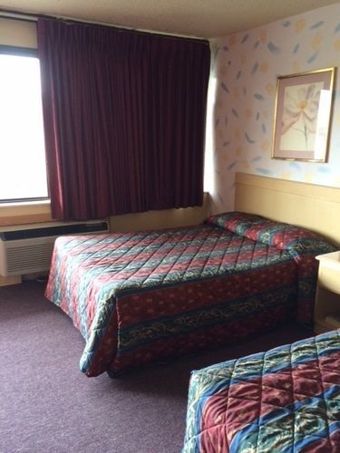 וירג'יניה ביץ' Macthrift Motor Inn מראה חיצוני תמונה